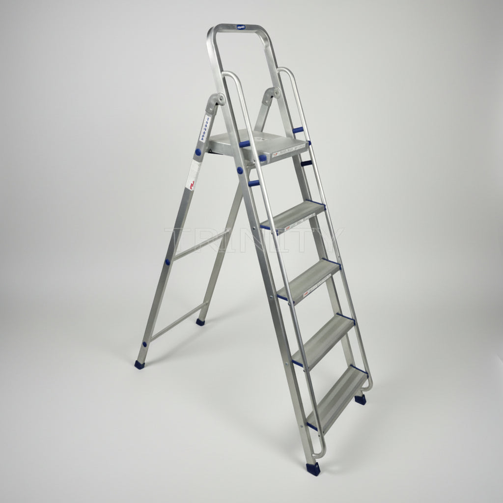 HEAVY STEP LADDER